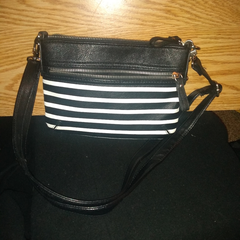 Merona crossbody bag